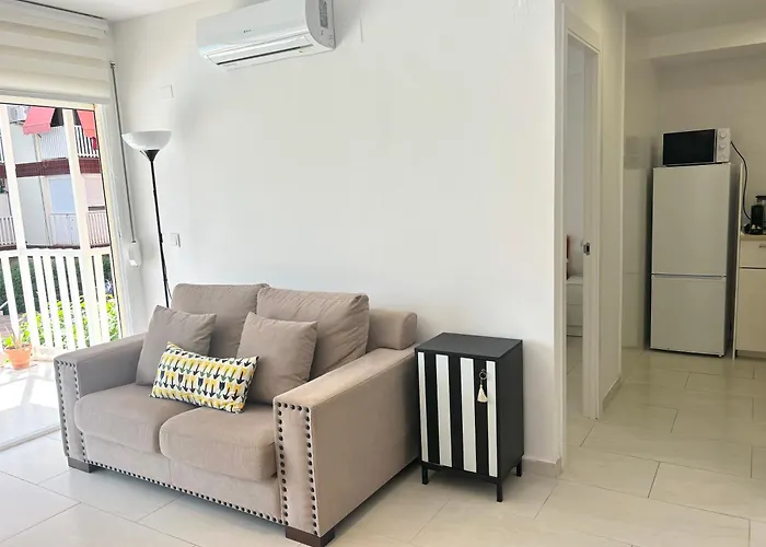 Escápate al Sol Apartamento con Piscina y Playa Cercana