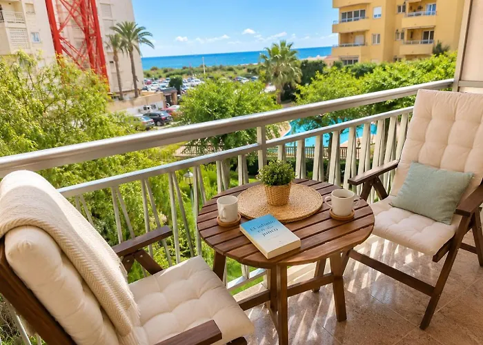 Bonito apartamento con vistas al mar